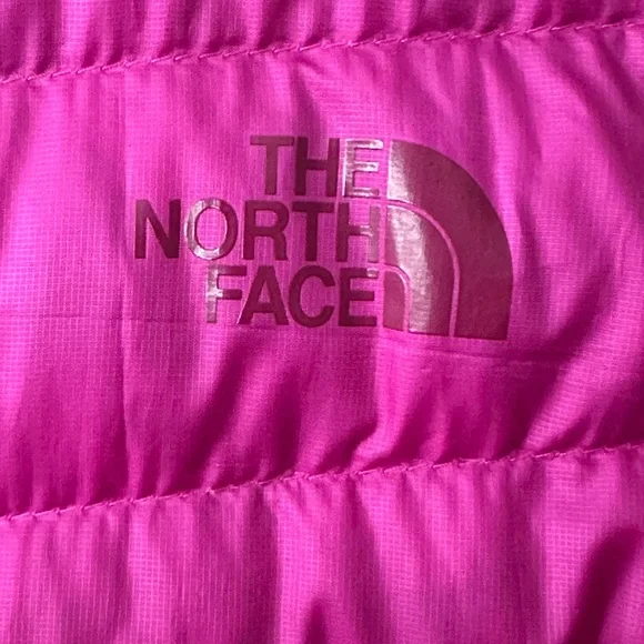 The North Face Women's Puffer Vest - Pink - Picture 3 of 4